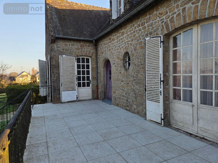 propriete a vendre Moulay 53100 Mayenne 226 m2 11 pièces 280800 euros