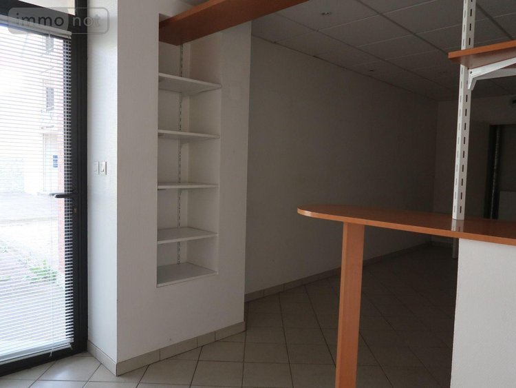Location fonds et murs commerciaux Saint-Gilles 35590 Ille-et-Vilaine 47 m2  835 euros