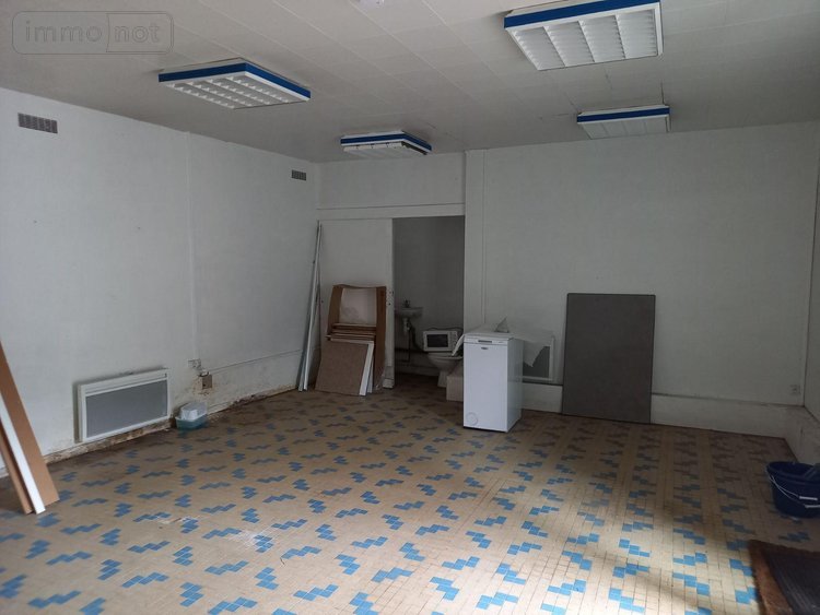 Maison a vendre Saint-Jacques-des-Blats 15800 Cantal 210 m2  138300 euros