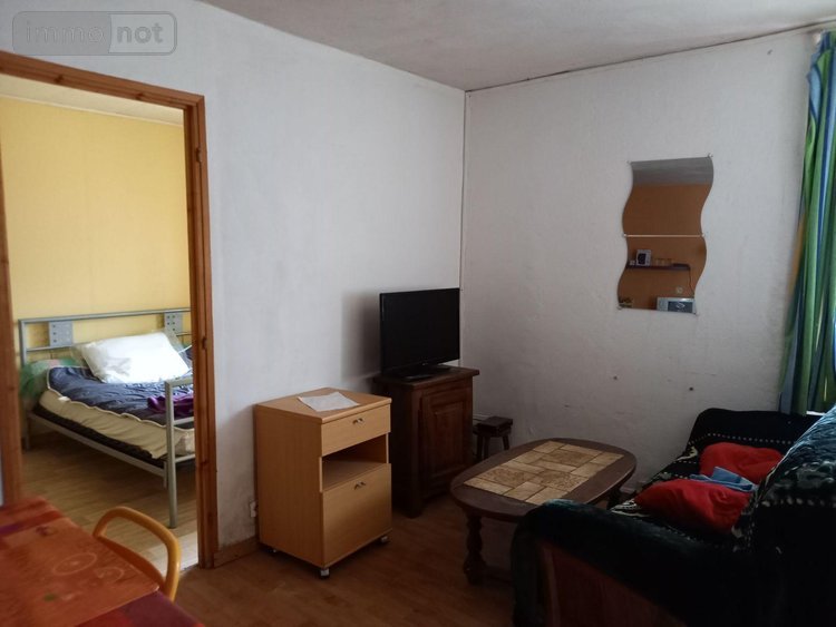 Maison a vendre Saint-Jacques-des-Blats 15800 Cantal 210 m2  138300 euros