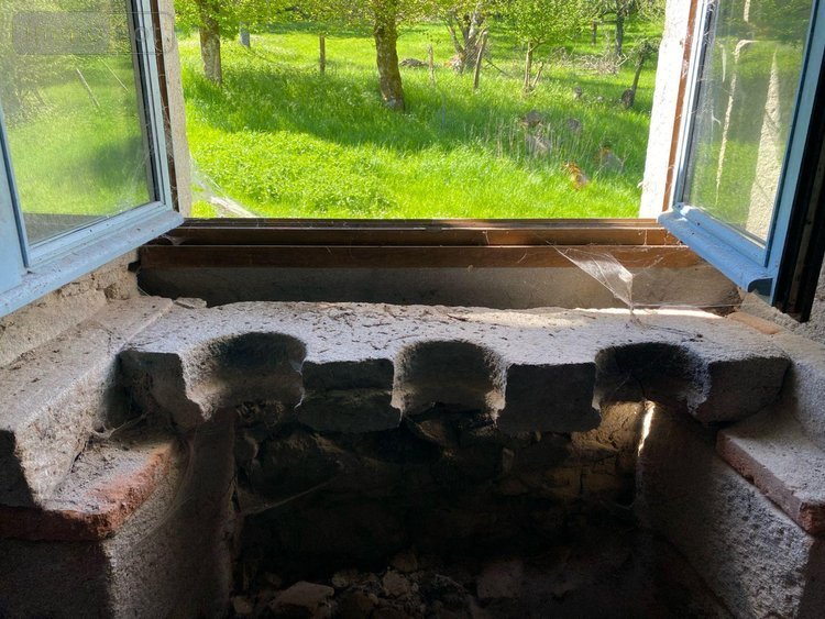 Maison a vendre Bassignac 15240 Cantal 260 m2  328600 euros