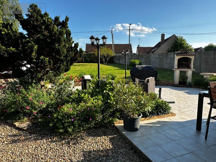 Maison a vendre Villeneuve-sur-Yonne 89500 Yonne 135 m2 5 pièces 183000 euros