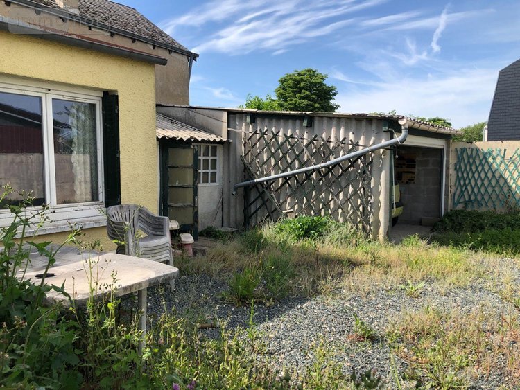 Maison a vendre Issoudun 36100 Indre 136 m2 6 pièces 87980 euros