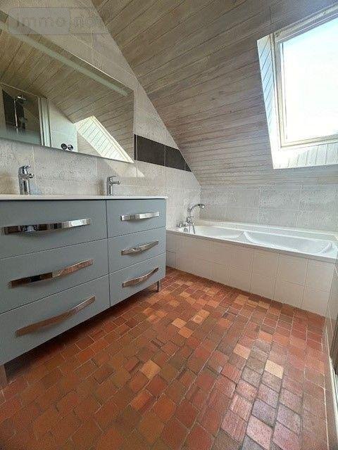 Maison a vendre Baugé-en-Anjou 49150 Maine-et-Loire 155 m2 8 pièces 240350 euros