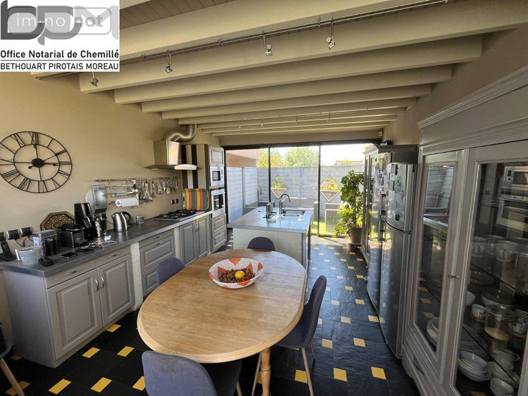 Maison a vendre Mûrs-Erigné 49610 Maine-et-Loire 279 m2  807300 euros