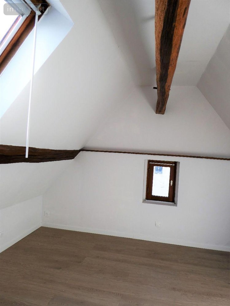 Location maison Bléré 37150 Indre-et-Loire 35 m2 2 pièces 550 euros
