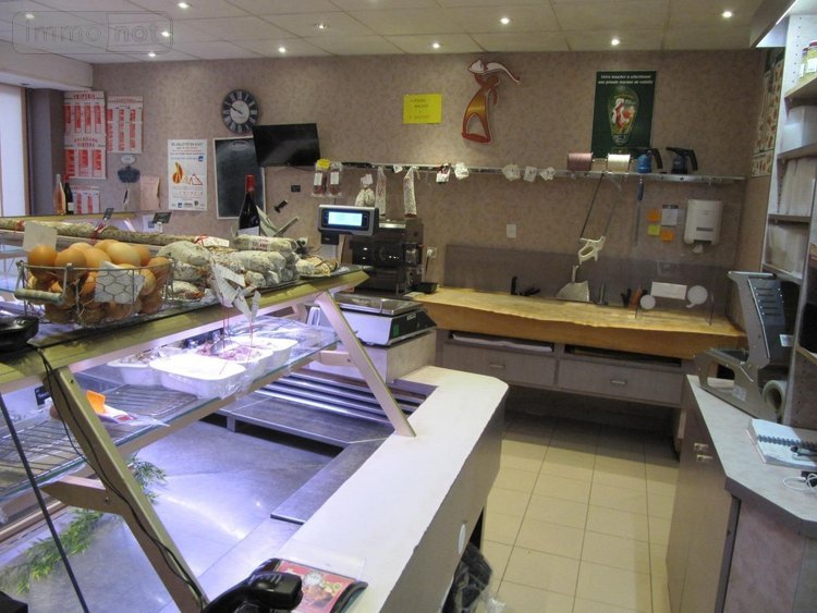 Fonds et murs commerciaux a vendre Eu 76260 Seine-Maritime  127000 euros