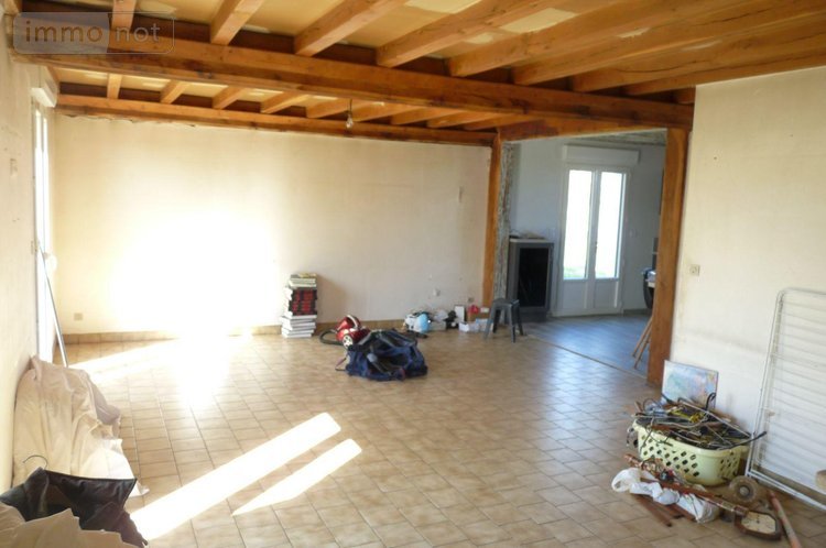 Maison a vendre Ambrières-les-Vallées 53300 Mayenne 94 m2 4 pièces 166400 euros