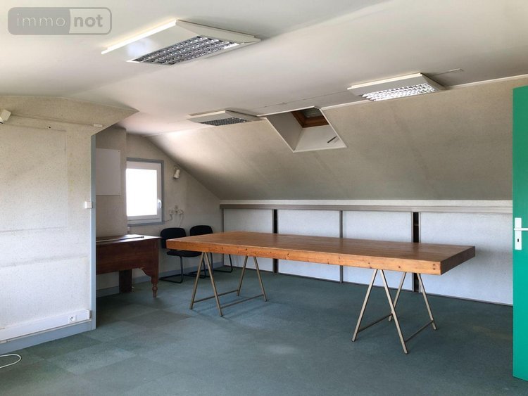 Maison a vendre Issoudun 36100 Indre 143 m2 8 pièces 205530 euros