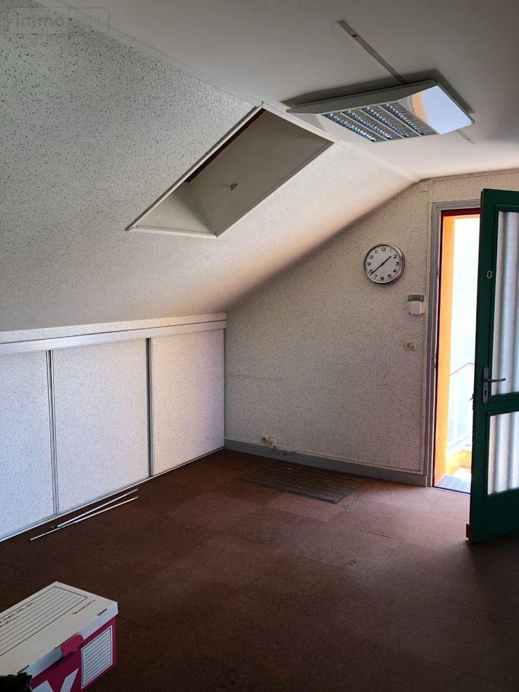 Maison a vendre Issoudun 36100 Indre 143 m2 8 pièces 205530 euros