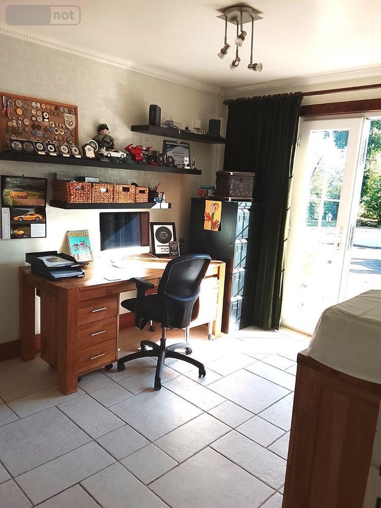 Maison a vendre Mareil-sur-Loir 72200 Sarthe 180 m2 9 pièces 264410 euros