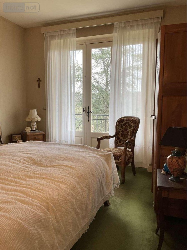 Maison a vendre Gourdon 46300 Lot 170 m2 7 pièces 154000 euros