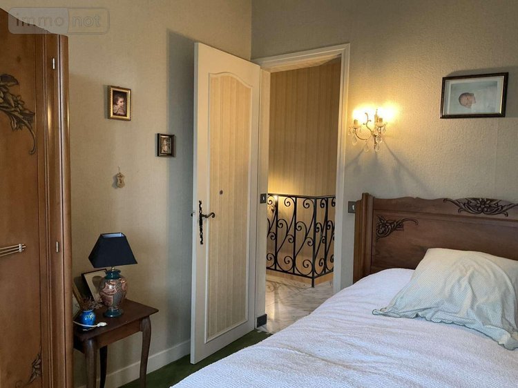 Maison a vendre Gourdon 46300 Lot 170 m2 7 pièces 154000 euros