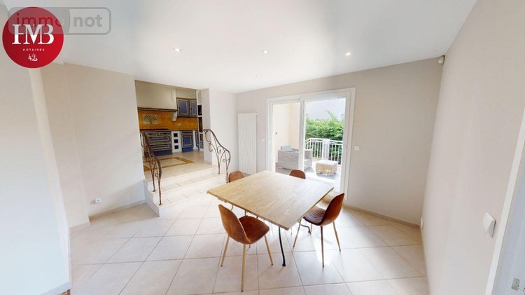 Maison a vendre Naucelles 15250 Cantal 195 m2 13 pièces 485300 euros