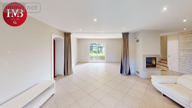 Maison a vendre Naucelles 15250 Cantal 195 m2 13 pièces 485300 euros