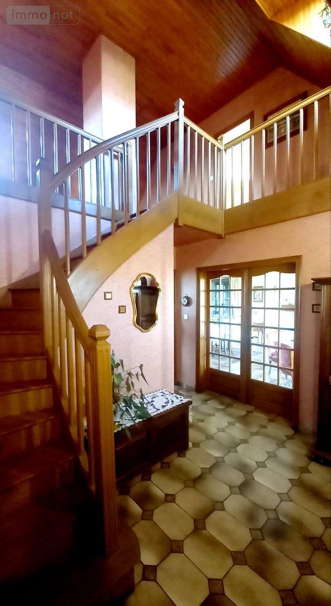 Maison a vendre Aurillac 15000 Cantal 196 m2 7 pièces 256600 euros