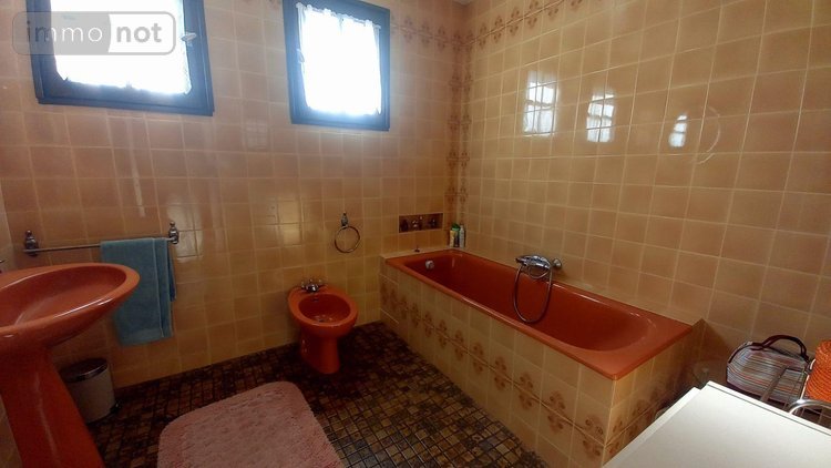 Maison a vendre Aurillac 15000 Cantal 196 m2 7 pièces 256600 euros