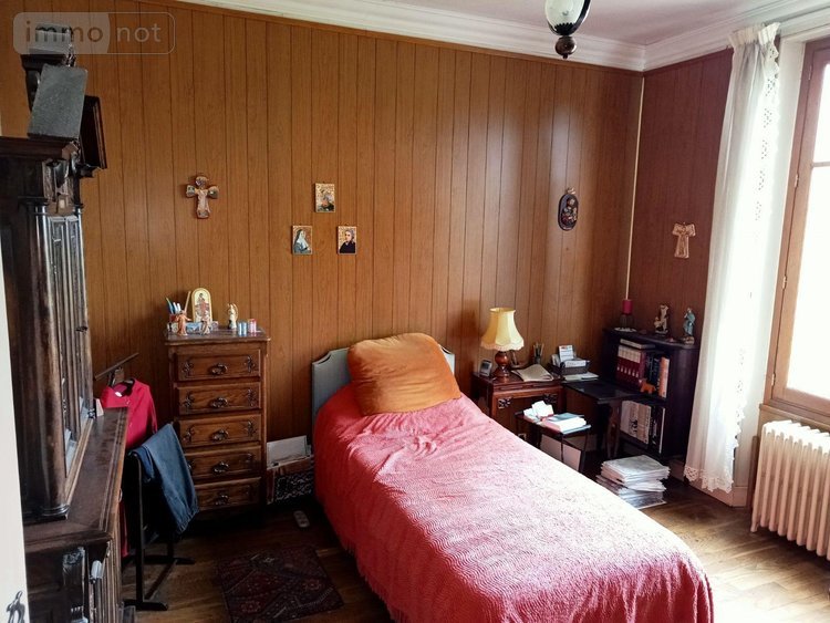 Maison a vendre Montluçon 03100 Allier 130 m2 7 pièces 106000 euros