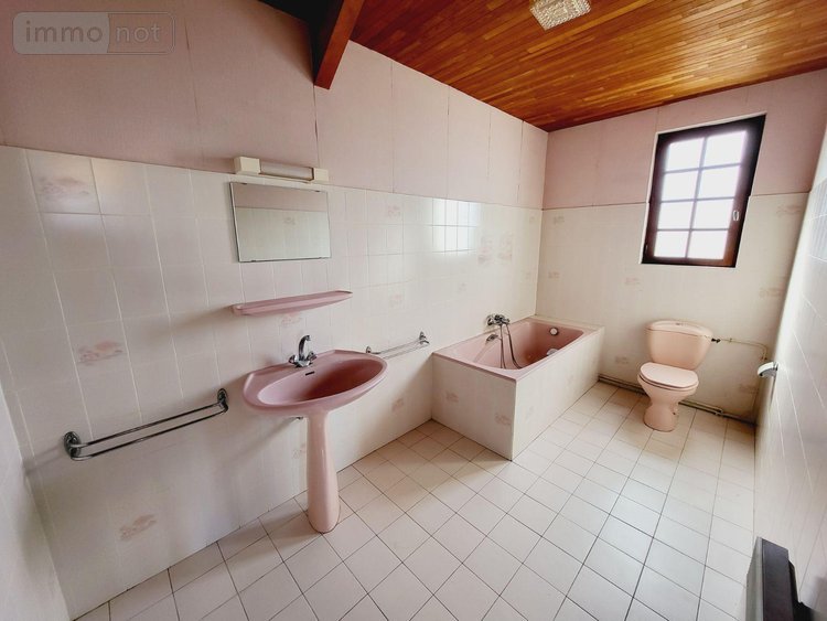 Maison a vendre Ussel 19200 Corrèze 147 m2 7 pièces 120750 euros