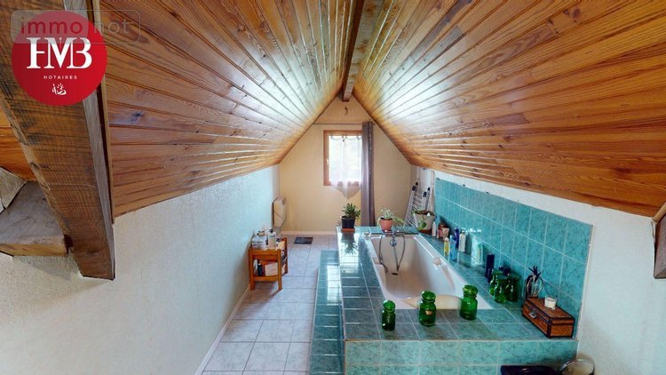 Maison a vendre Puycapel 15340 Cantal 167 m2 8 pièces 186000 euros