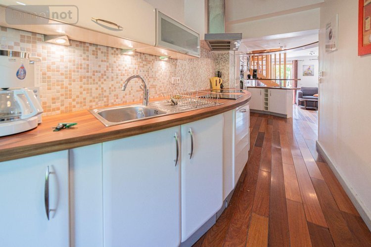 propriete a vendre Garlan 29610 Finistère 810 m2 30 pièces 1575000 euros