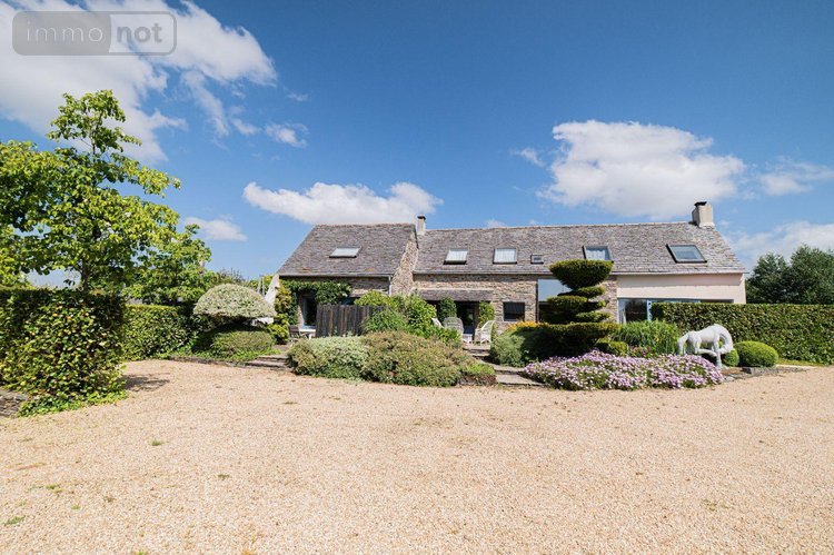 propriete a vendre Garlan 29610 Finistère 810 m2 30 pièces 1575000 euros