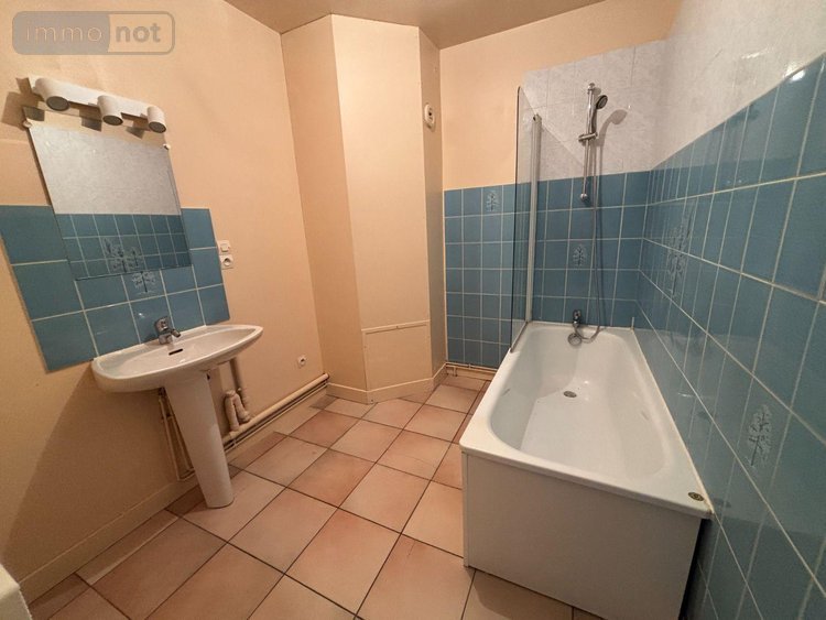 Location appartement Vic-sur-Aisne 02290 Aisne 42 m2 3 pièces 590 euros