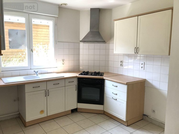 Immeuble a vendre Parigné-le-Pôlin 72330 Sarthe 152 m2  245575 euros