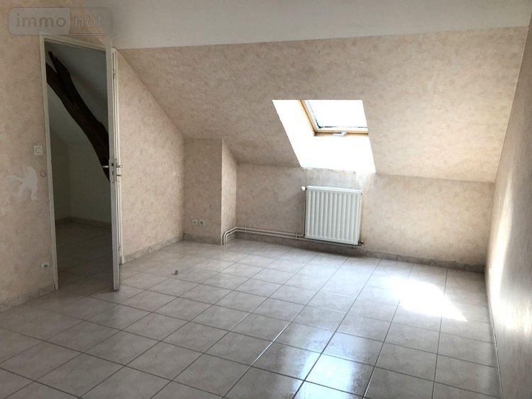 Immeuble a vendre Parigné-le-Pôlin 72330 Sarthe 152 m2  245575 euros