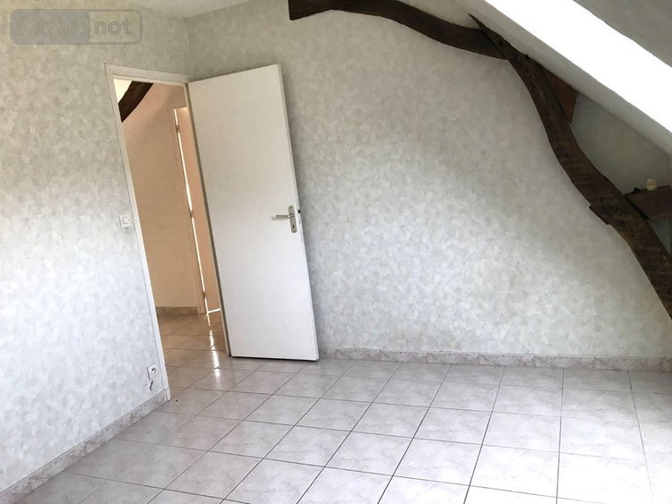 Immeuble a vendre Parigné-le-Pôlin 72330 Sarthe 152 m2  245575 euros