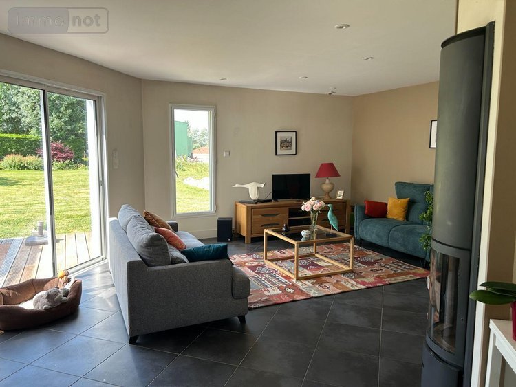 Maison a vendre Chemillé-en-Anjou 49120 Maine-et-Loire 175 m2 6 pièces 468000 euros