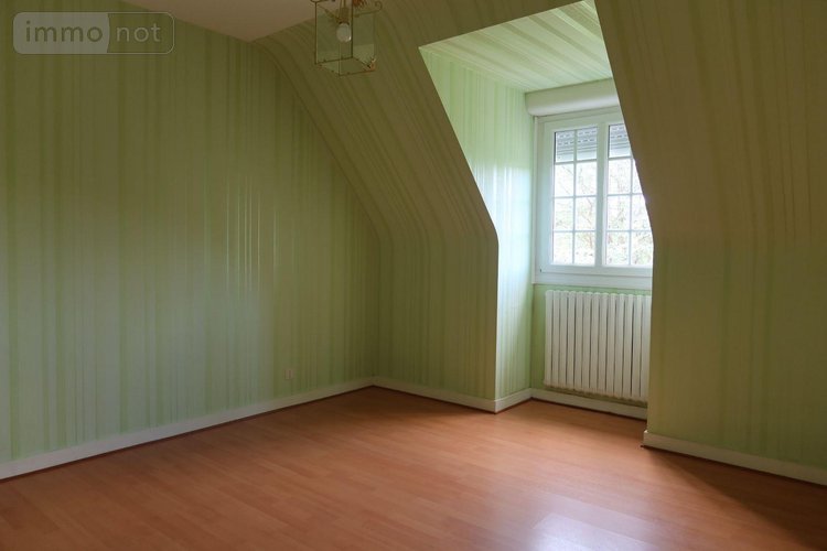 Maison a vendre Saint-Servais 29400 Finistère 132 m2 7 pièces 225000 euros