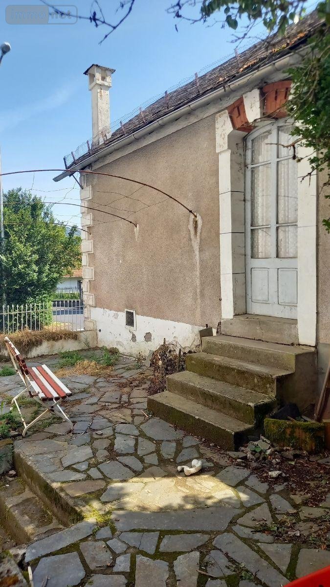 Maison a vendre Vic-sur-Cère 15800 Cantal 180 m2 11 pièces 33000 euros