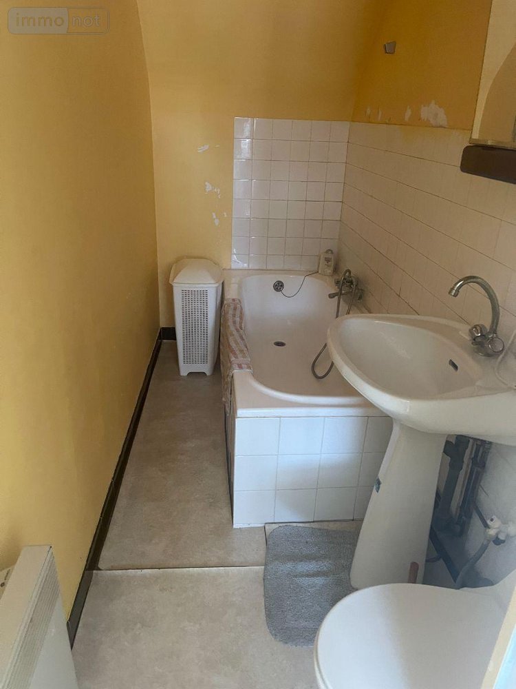 Maison a vendre Poncé-sur-le-Loir 72340 Sarthe 100 m2 9 pièces 48600 euros