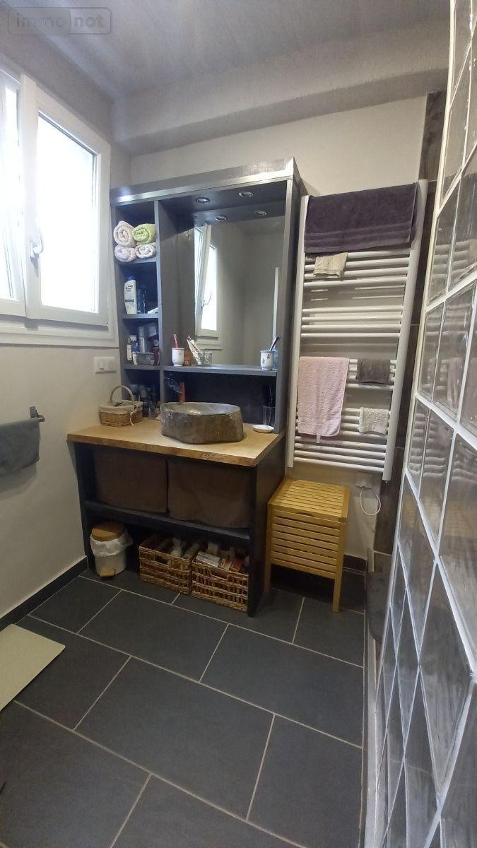 Maison a vendre Vic-sur-Cère 15800 Cantal 186 m2 6 pièces 229000 euros