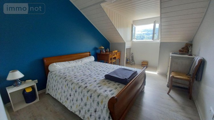 Maison a vendre Vic-sur-Cère 15800 Cantal 186 m2 6 pièces 229000 euros