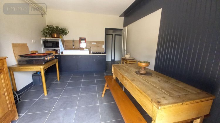 Maison a vendre Vic-sur-Cère 15800 Cantal 186 m2 6 pièces 225000 euros