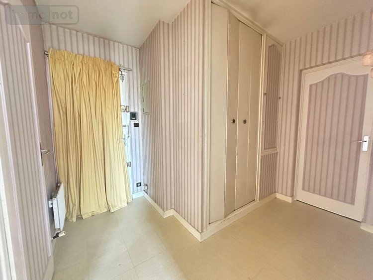 Appartement a vendre Blois 41000 Loir-et-Cher 54 m2 2 pièces 105687 euros