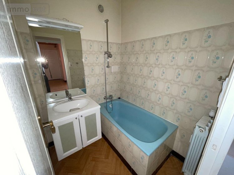 Appartement a vendre Manosque 04100 Alpes-de-Haute-Provence 62 m2 3 pièces 127400 euros