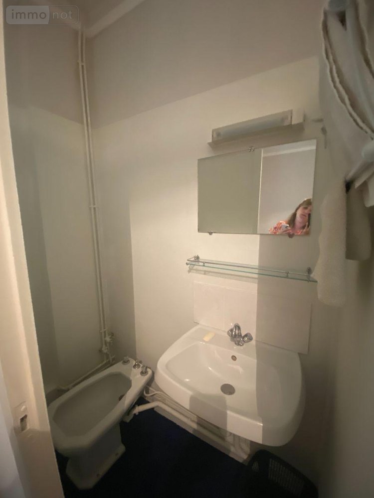 Maison a vendre Saint-Bonnet-de-Salers 15140 Cantal 395 m2  148400 euros