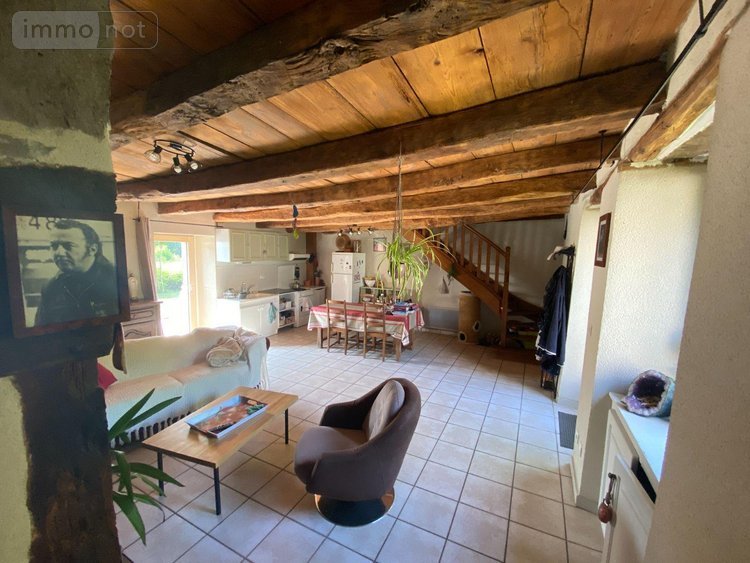 Maison a vendre Anglards-de-Salers 15380 Cantal 76 m2  159000 euros