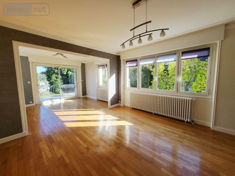 Maison a vendre Ussel 19200 Corrèze 188 m2 7 pièces 208000 euros