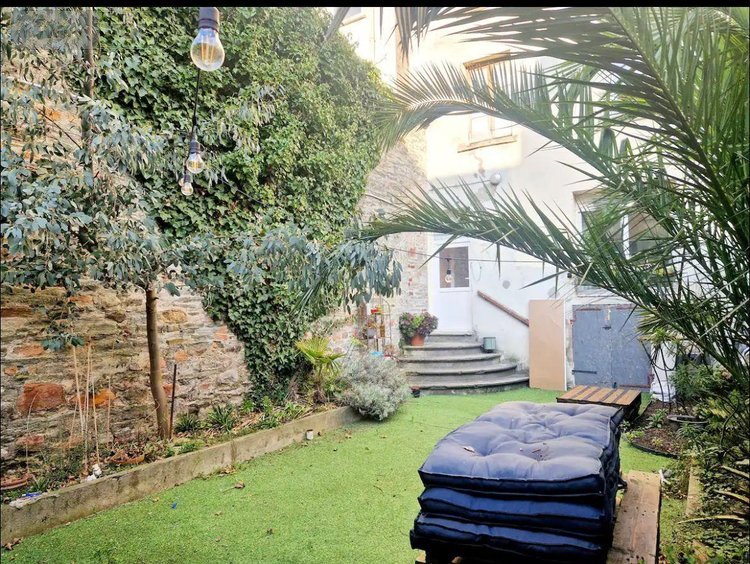 Immeuble a vendre Cherbourg-en-Cotentin 50100 Manche 180 m2  457640 euros