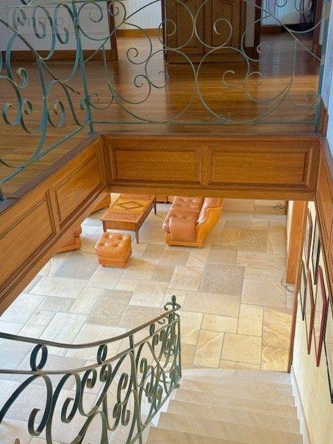 Maison a vendre Saint-Amand-Montrond 18200 Cher 221 m2  248425 euros