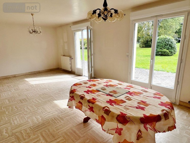 Maison a vendre Scaër 29390 Finistère 152 m2 8 pièces 254400 euros