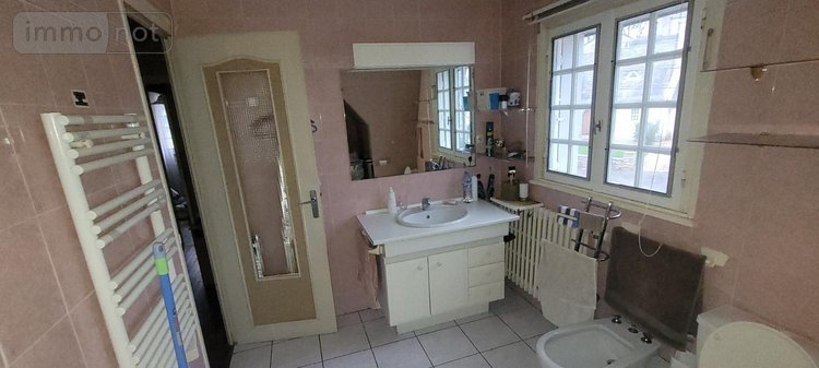 Maison a vendre Châteaulin 29150 Finistère 126 m2 8 pièces 221340 euros