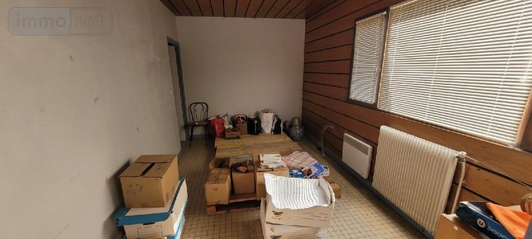 Fonds et murs commerciaux a vendre Crozon 29160 Finistère  252960 euros