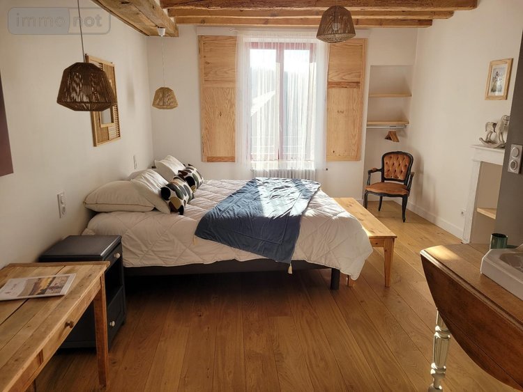 Fonds et murs commerciaux a vendre Saint-Benoît-la-Forêt 37500 Indre-et-Loire 361 m2  752800 euros