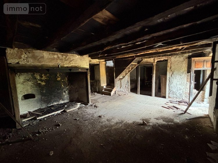 propriete a vendre Le Bourg 46120 Lot 460 m2  188400 euros