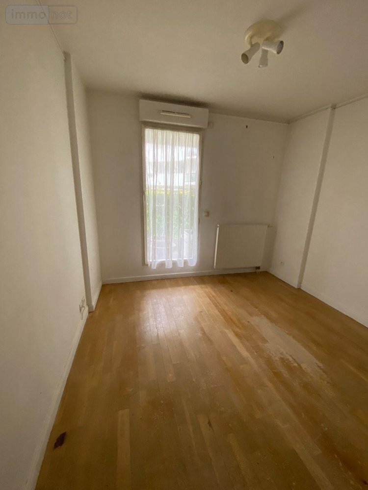 Appartement a vendre Lucé 28110 Eure-et-Loir 89 m2 4 pièces 231000 euros